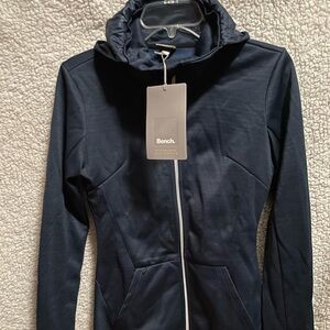 12BW.- Bench Fanfare Women’s Jacket. Size Small.